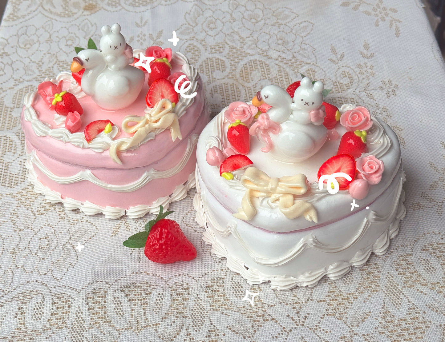 Swan Cake Jewelry Boxes